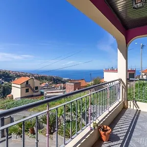 https://casa-central-peceful-mountain-retreat-in-calheta.madeira-islandshotels.com